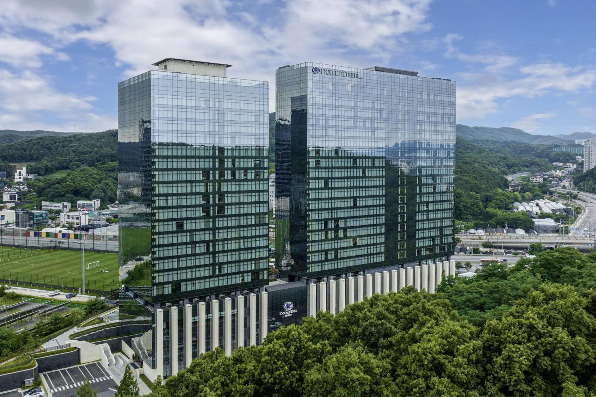 Hotel Doubletree By Hilton Seoul Pangyo Seongnam Exterior foto